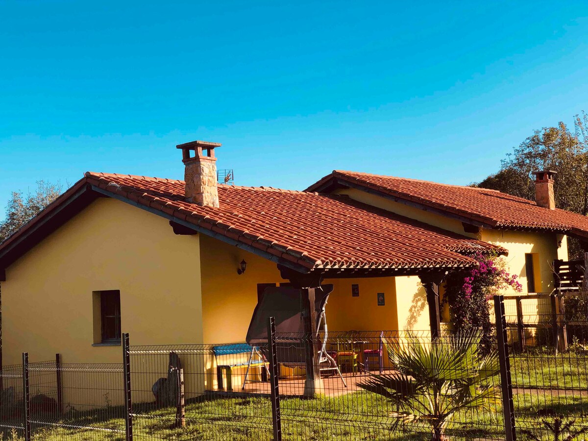 Casa en Cabranes, pet-friendly