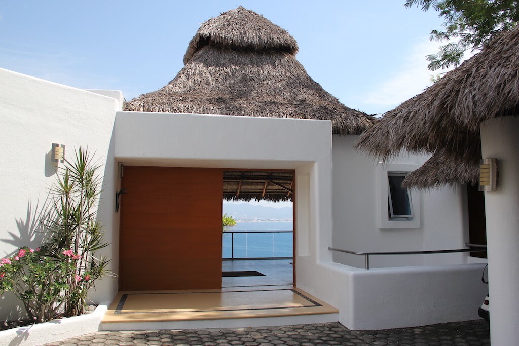 Residence in Punta Manzanillo Colima