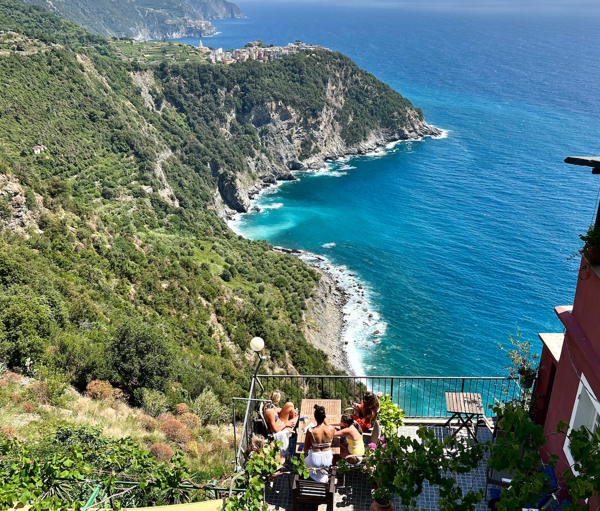 Gateway on the sea Cinque Terre