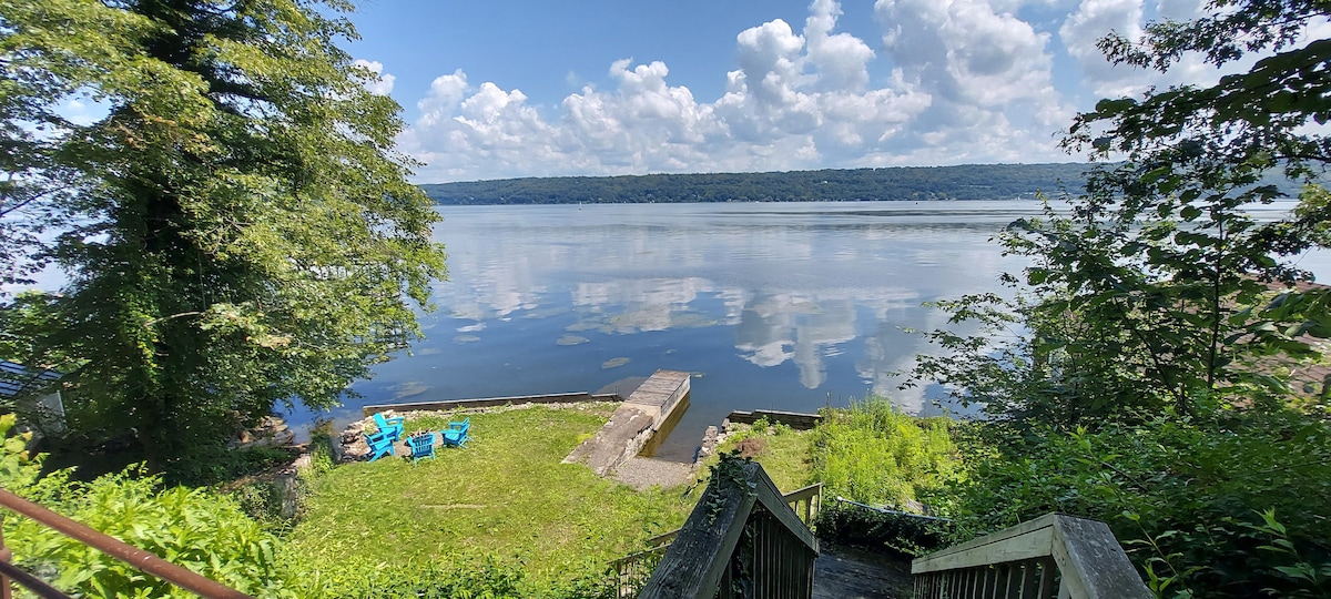 Serene Lake Retreat w/ Stunning Views Close to CU