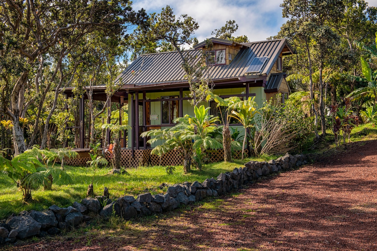 夏威夷火山的Tiki微型住宅