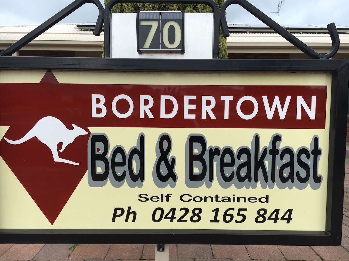 Bordertown B&B The Pines @ 70 Cannawigara Road