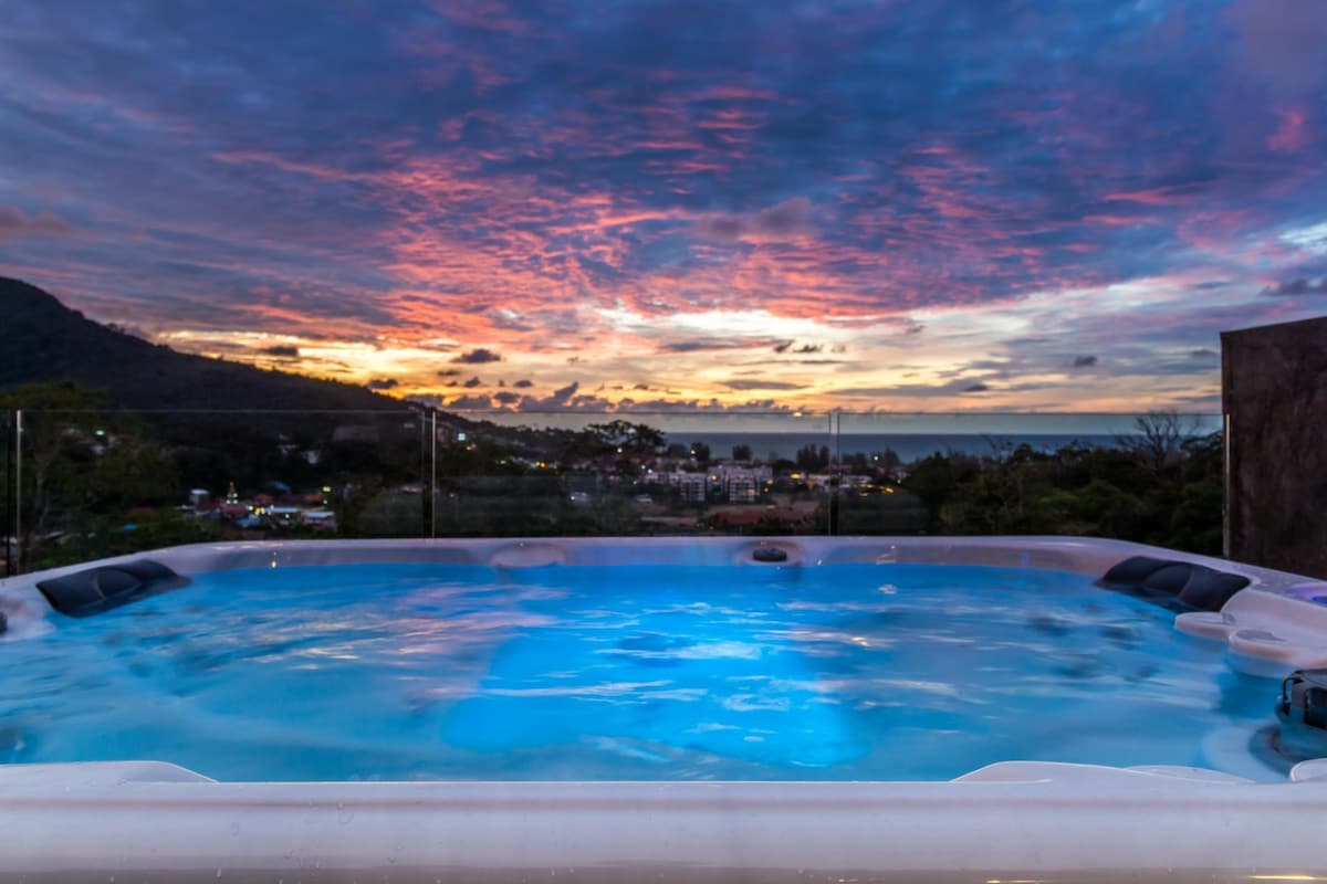 卡马拉海景别墅屋顶泳池和按摩浴缸