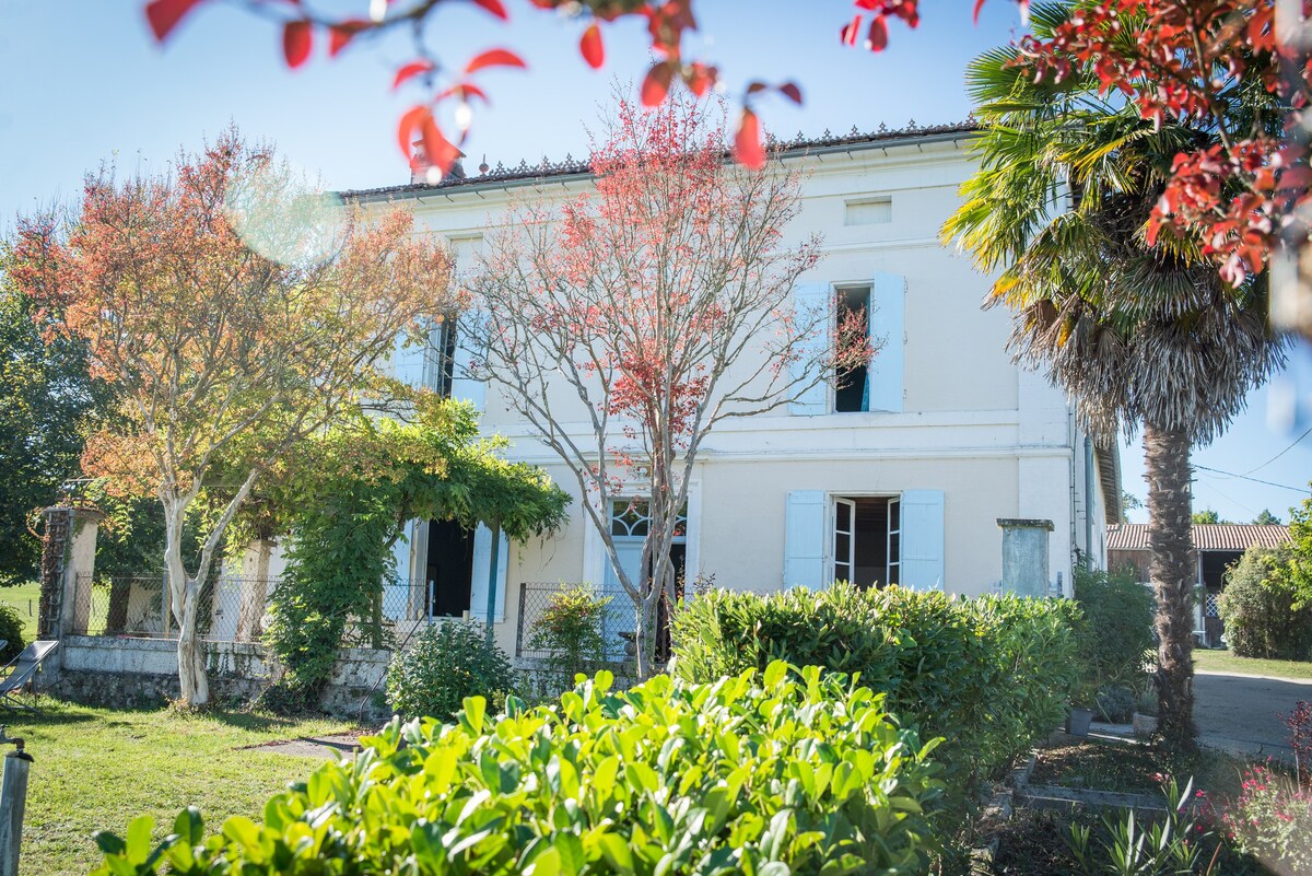La Belle Maison with large private garden