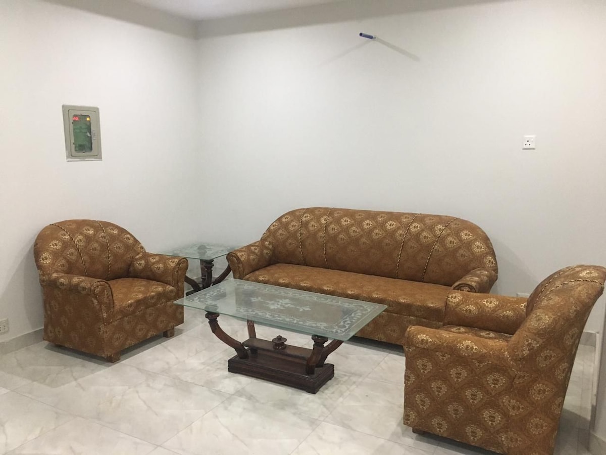 1 bed furnished apartment available for rent