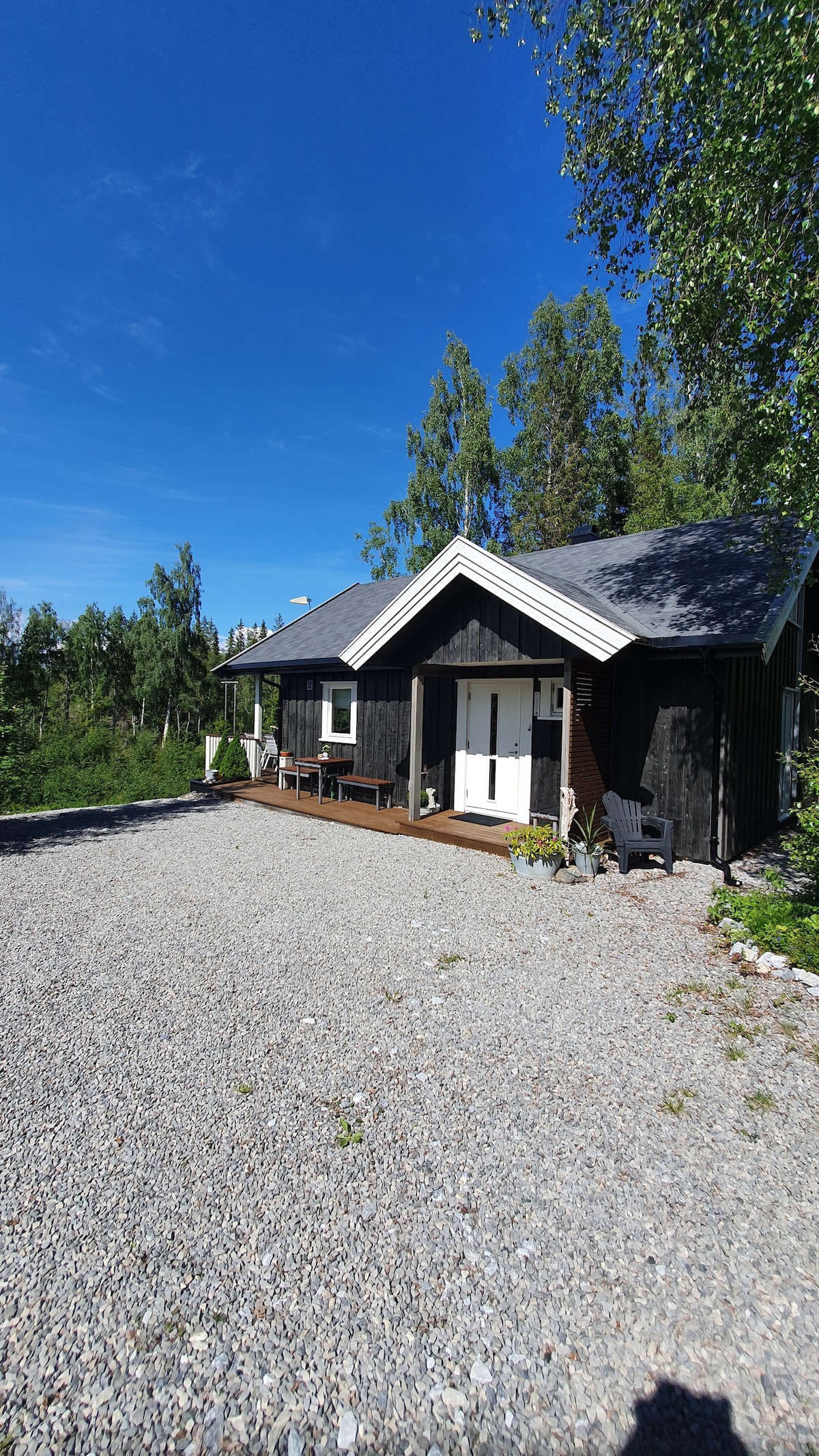 Kjerknesvågen Inderøy的欢乐小木屋