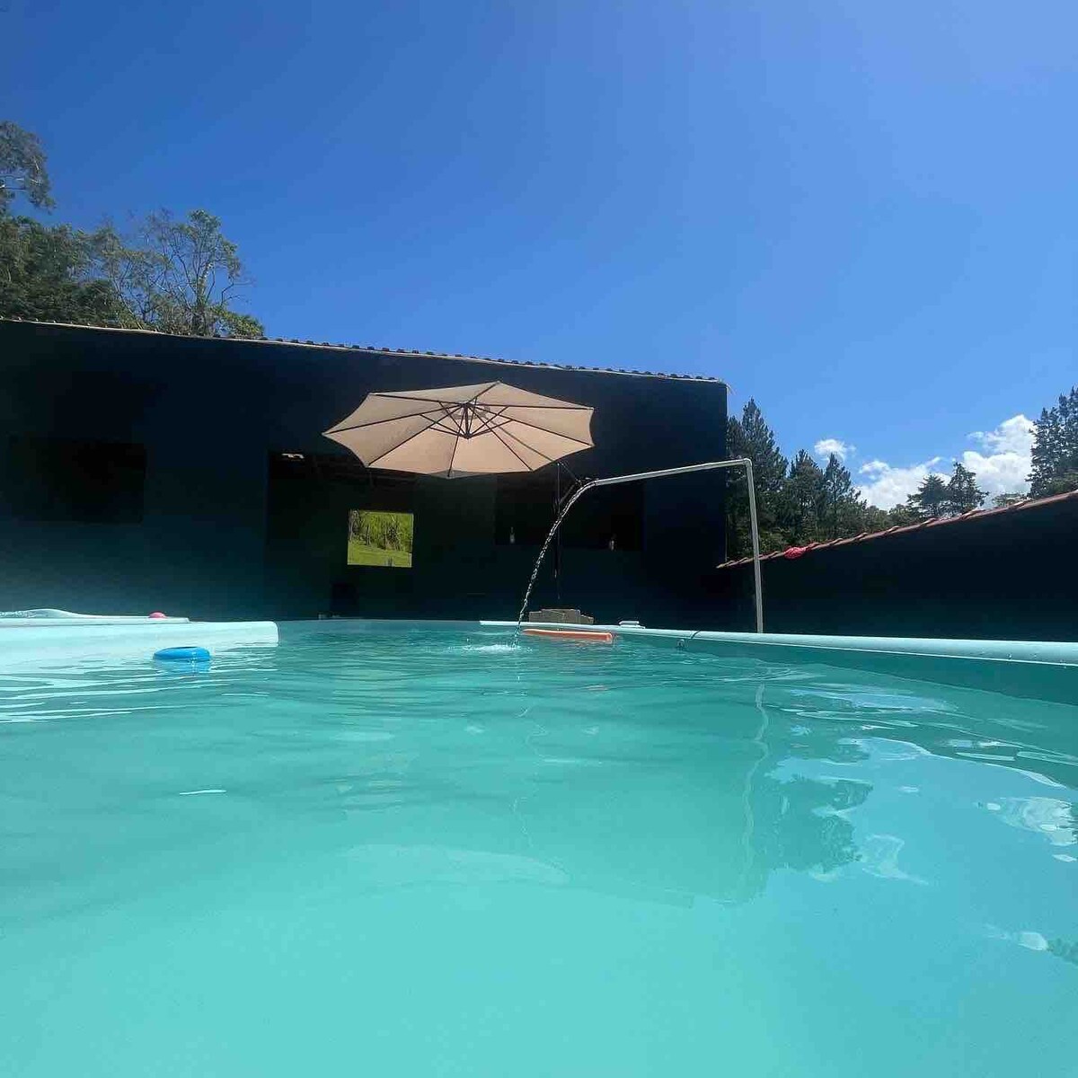 360度大自然景观-带泳池的乡村别墅