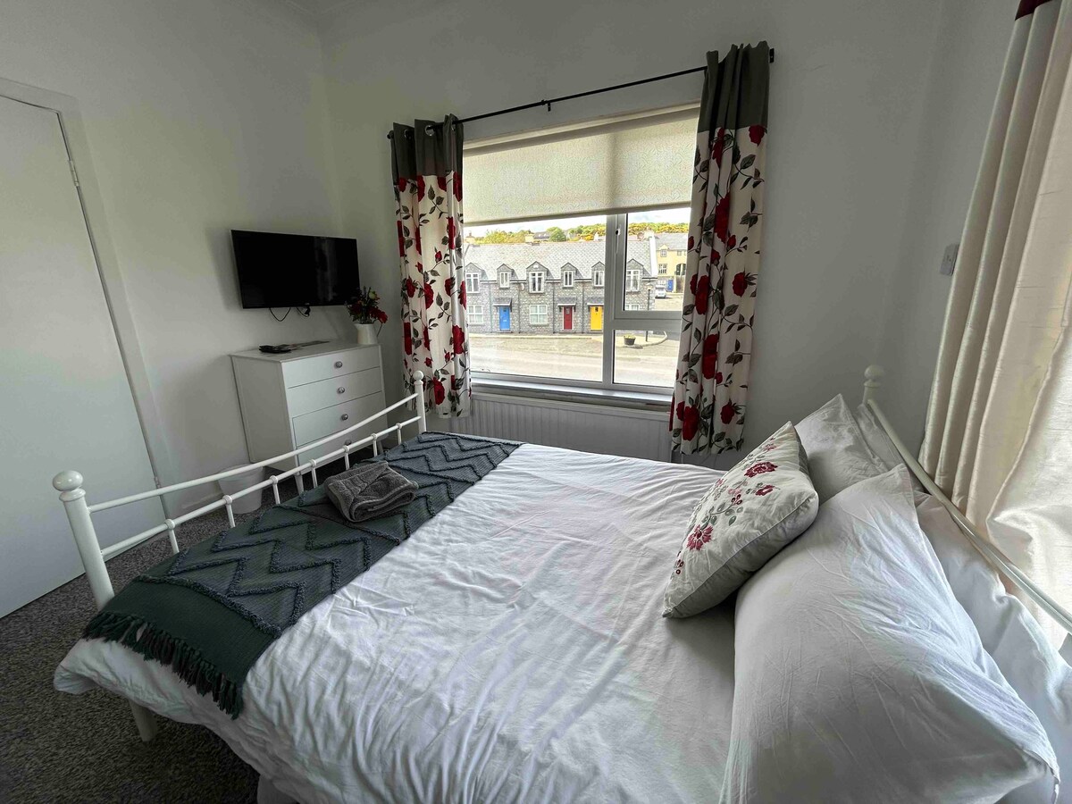 ⭐️ Ballyliffin Central Rooms ⭐️  (3)