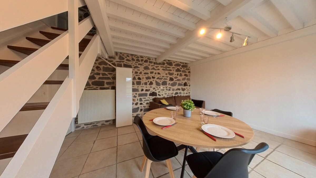 Terrasse avec vue sur le château