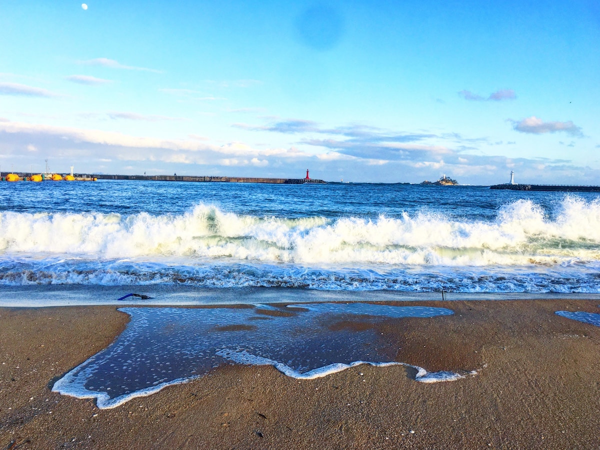 清根海滩Dokgae就在海边（烧烤预订）海滨日出海岸海岸海滨海滩Ayajin海滩冬海