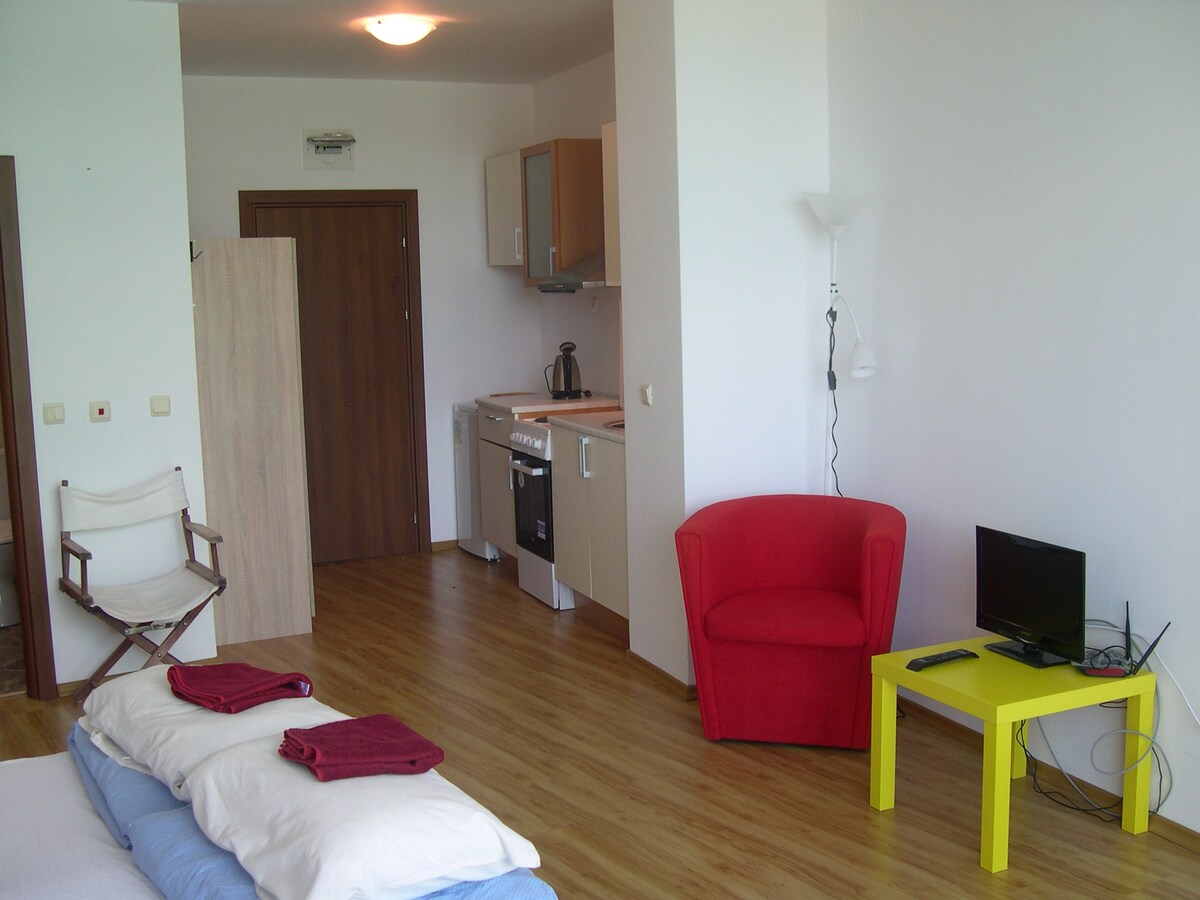 one room apm, sea view, Primorsko,