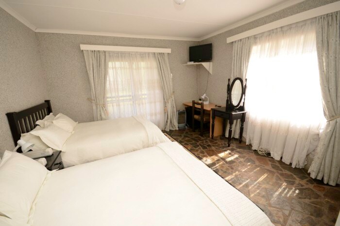 Lindy's Guesthouse Mamello 2 (Room 3)