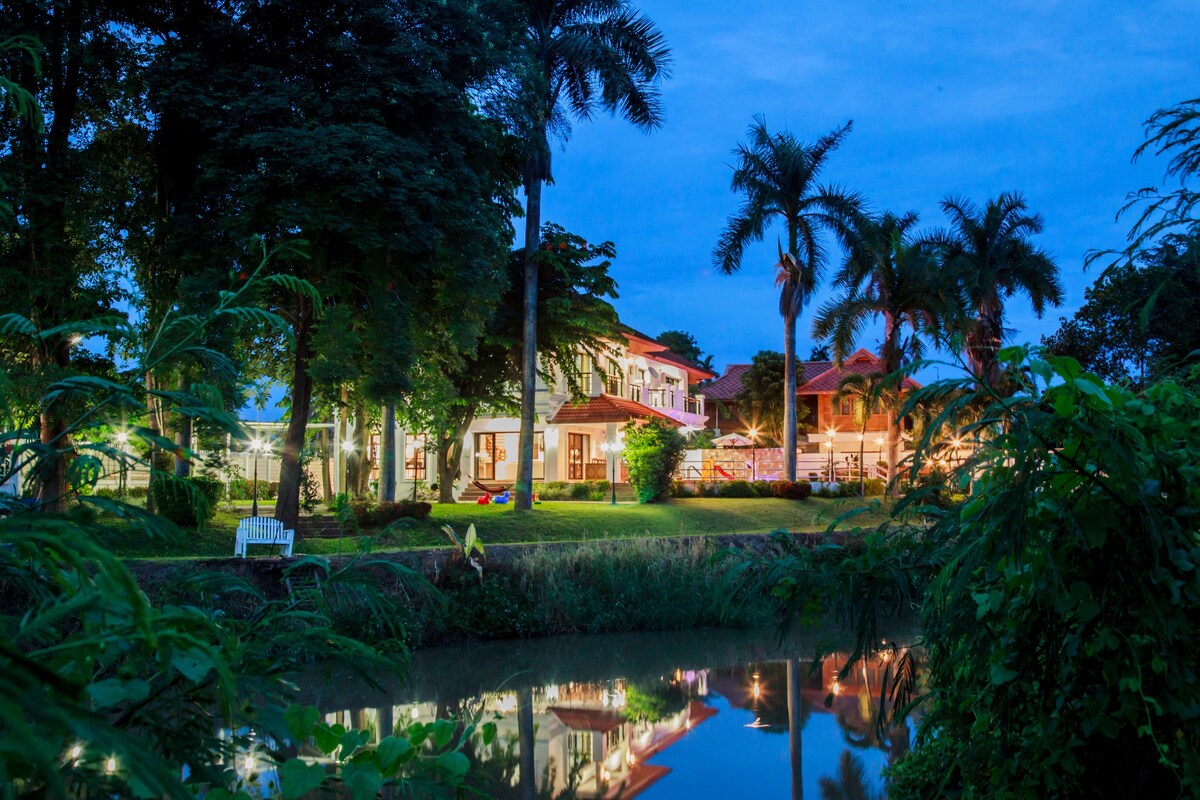 Chiang Mai 新房上架泰·河畔超大花园按摩泳池庄园别墅，免费接或送机