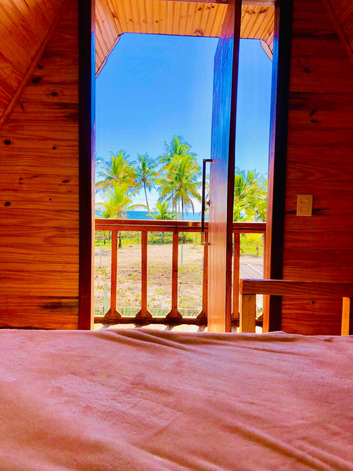 可欣赏迷人海景的卡莱瓦度假木屋