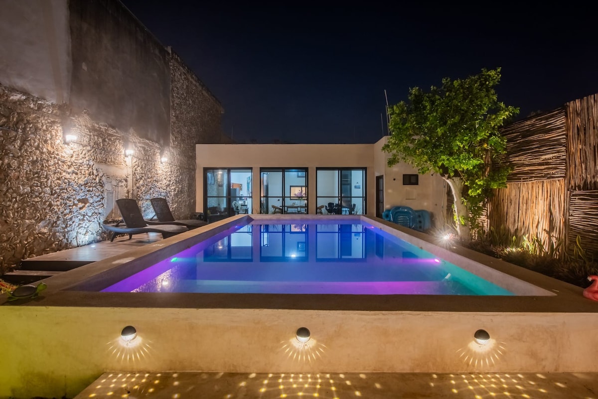 Bohemian house in the historic Barrio de Santiago