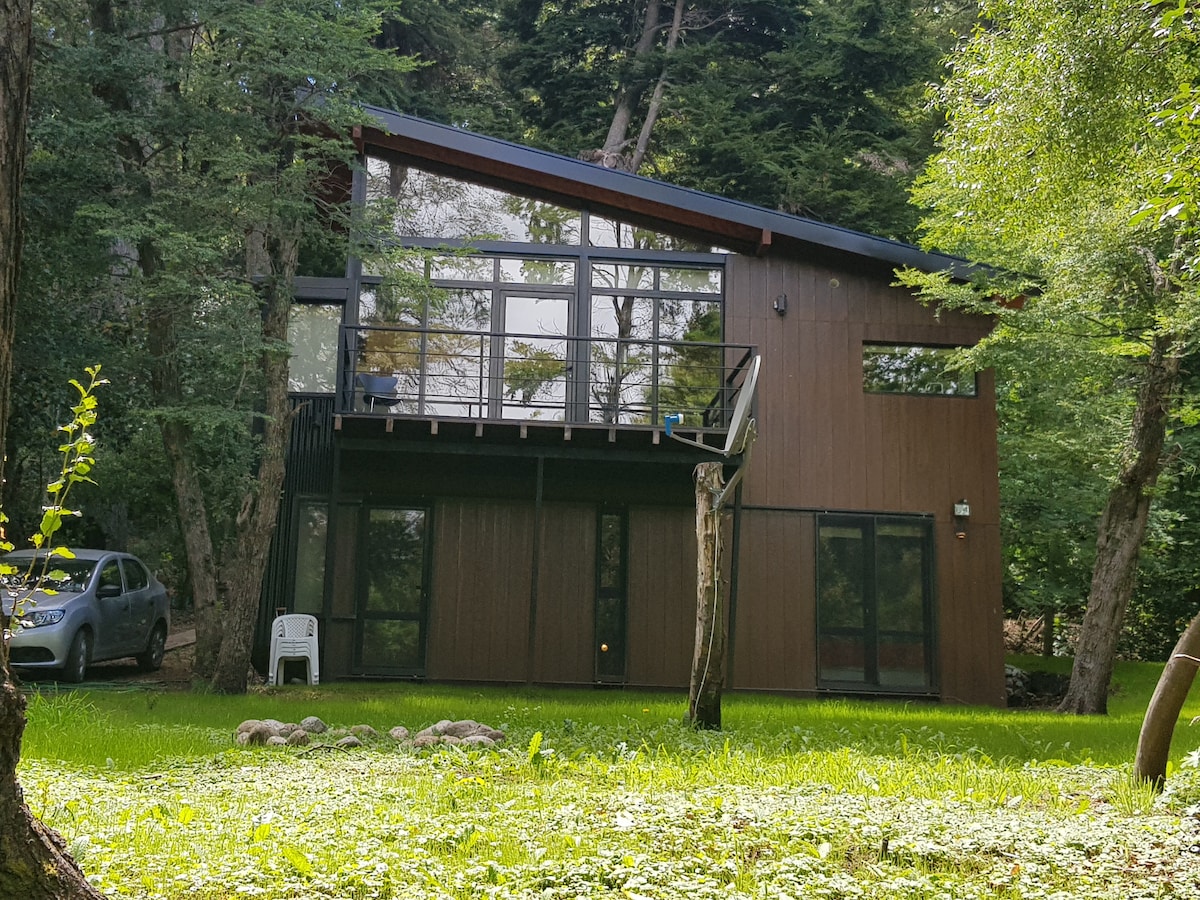 Hermosa casa en Circuito Chico, Bariloche, Arg.