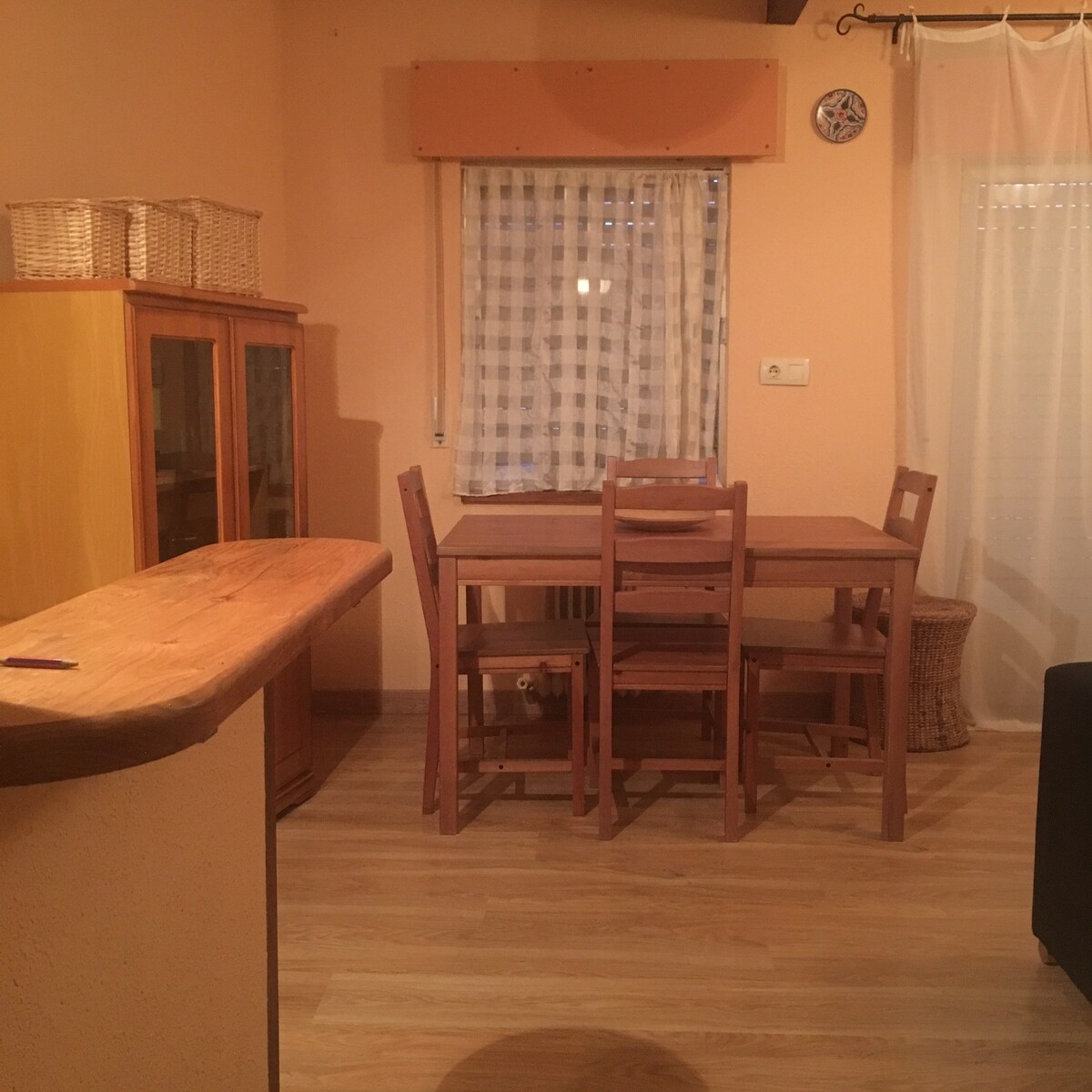 Apartamento junto a la plaza