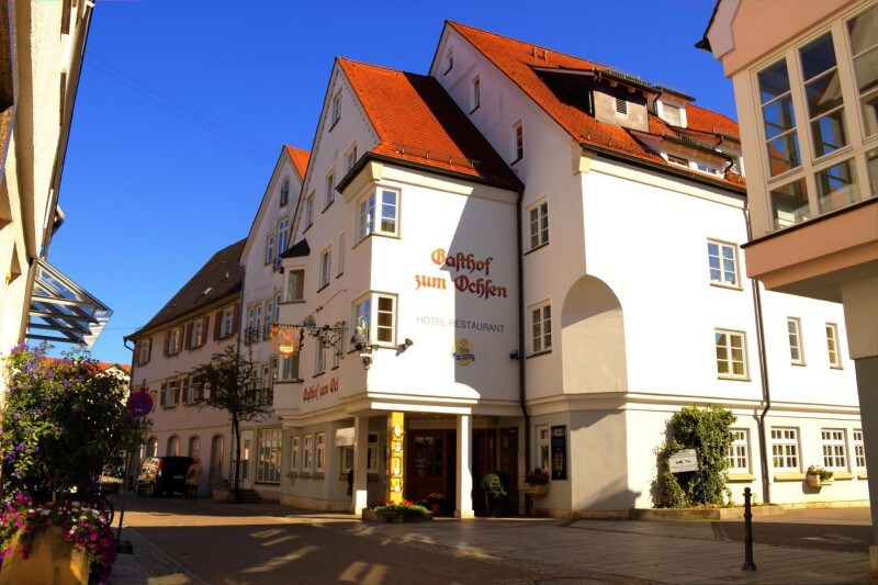 Hotel-Restaurant-Biergarten Gasthof zum Ochsen ， （ Ehingen/Donau ） ，双人房标准， 18-20km ，最多2人