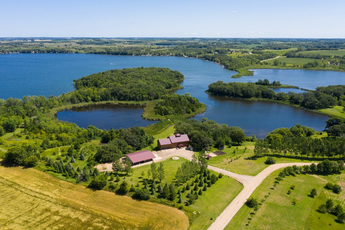 The Gathering Lodge: Private, relaxing, great view