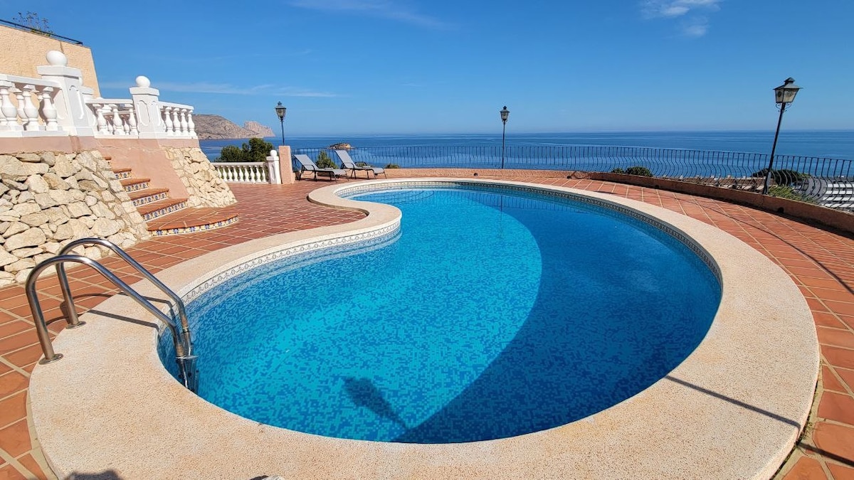 Villa Antonia with Spectacular all-round Sea View