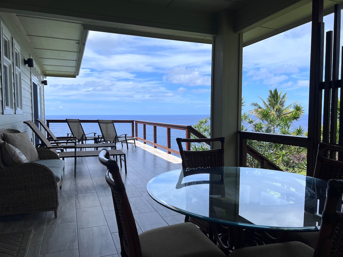 Heavenly Hakalau: Oceanfront Cliff House