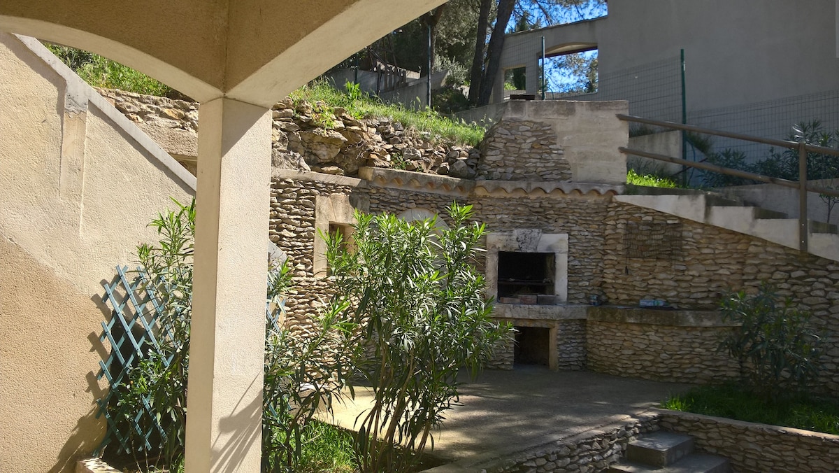 Grande villa avec piscine en Provence