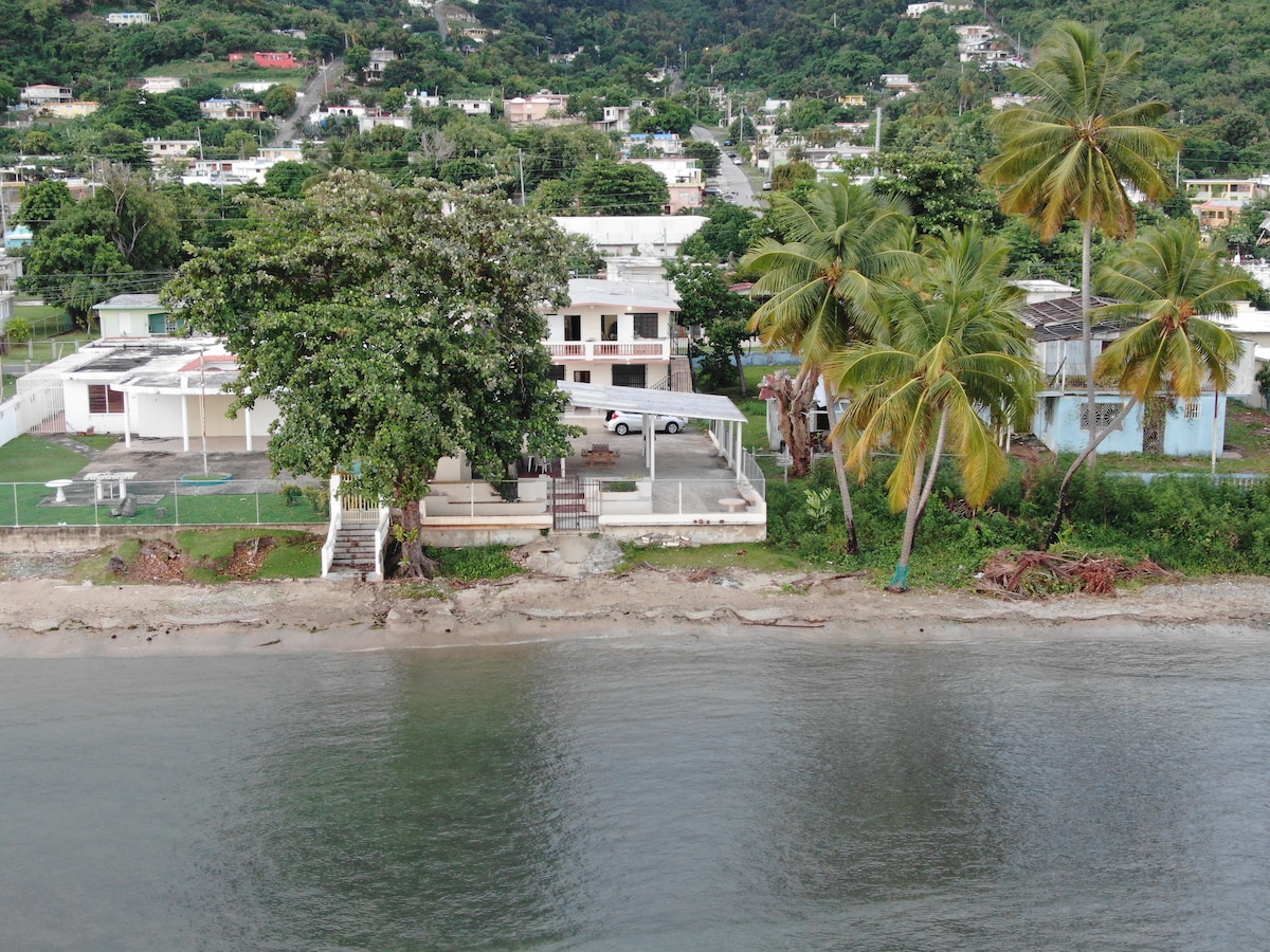 Coral Beach Apartment 2