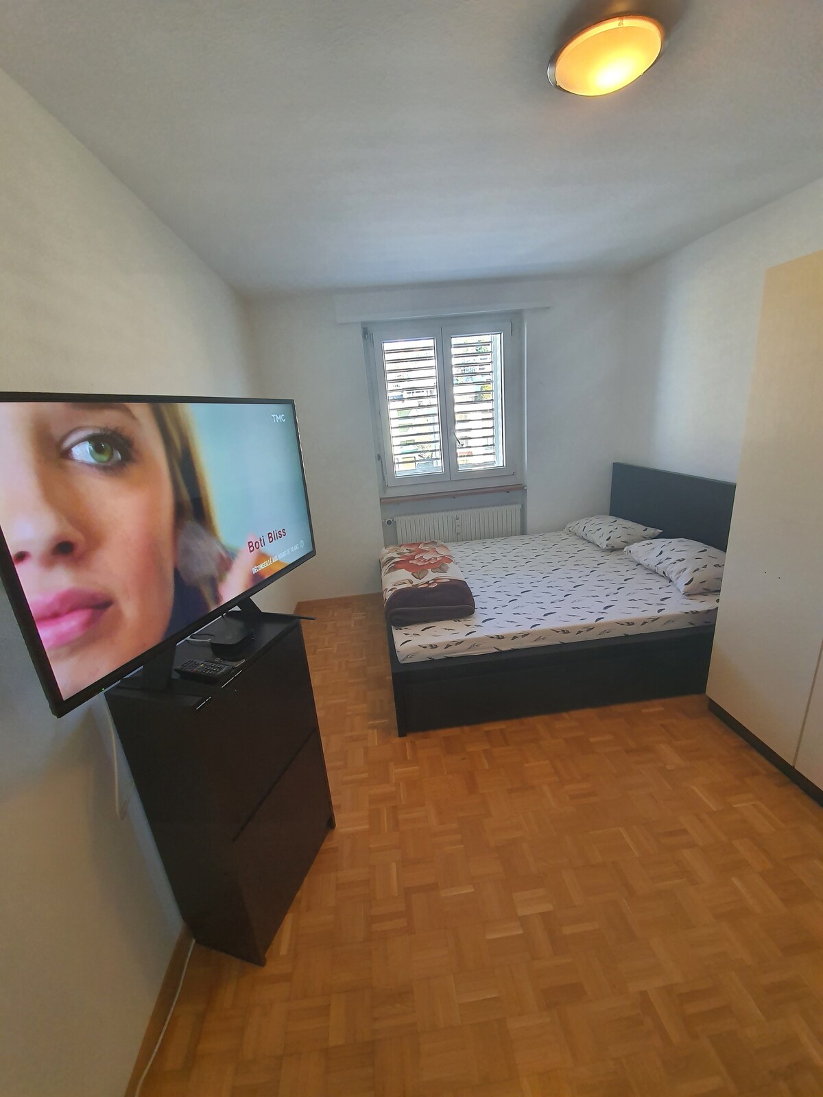 Chambre Privée. Fribourg (Marly)