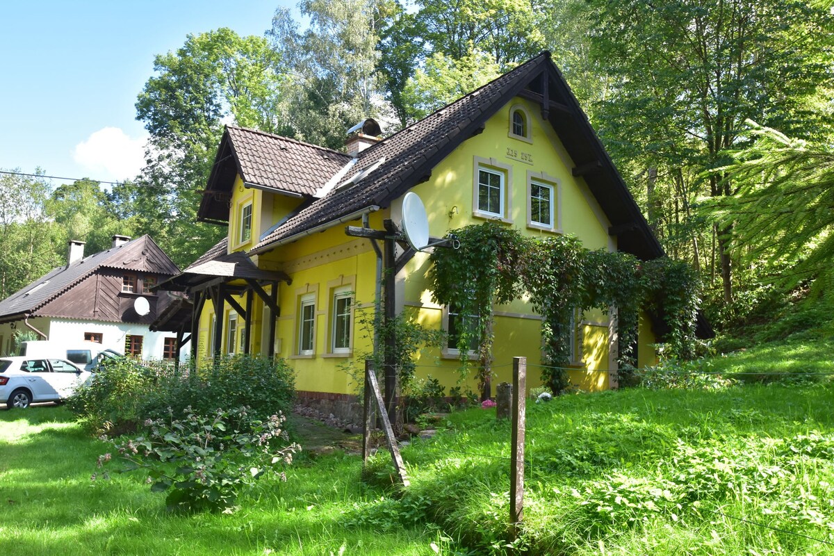 Charming Holiday Home in Rudník with Garden