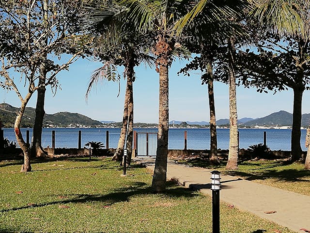 Barra da Lagoa的民宿