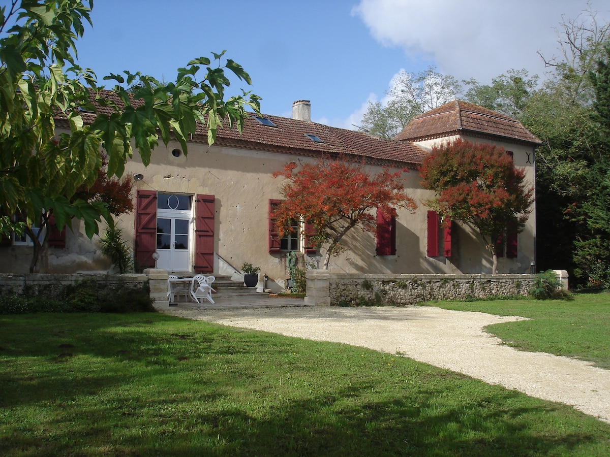 Séjour à l'étage d'une maison de maître