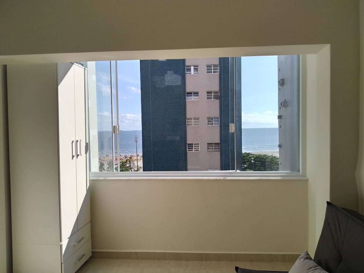 Santos - SP
单间公寓，位于Praia do Boqueirão/Gonzaga