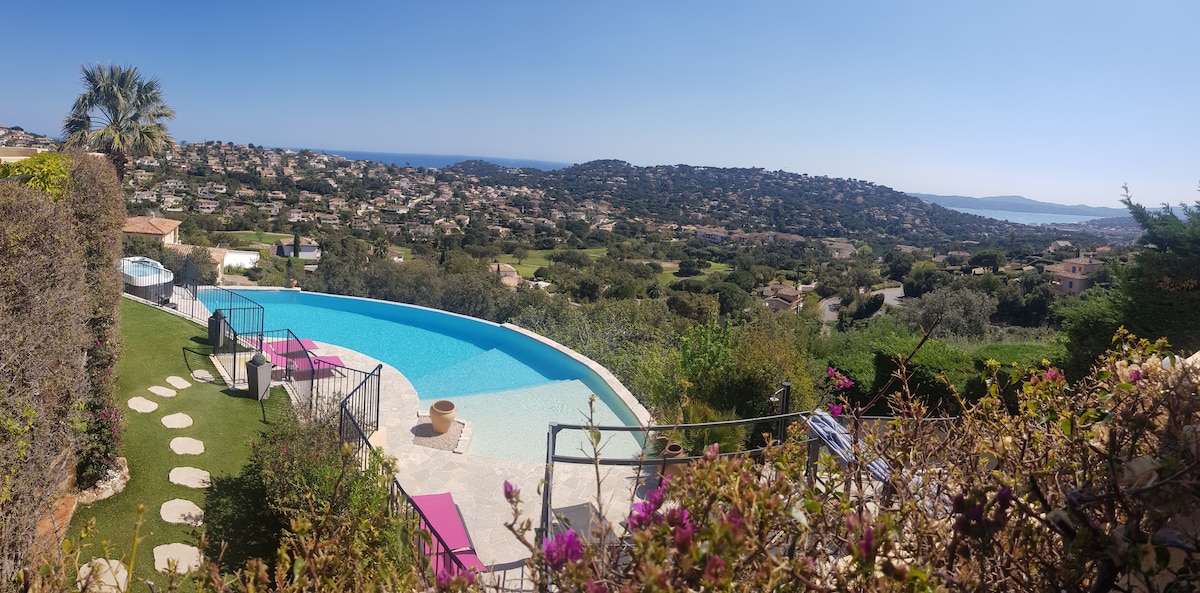 Villa vue panoramique sur le Golfe de Saint-Tropez