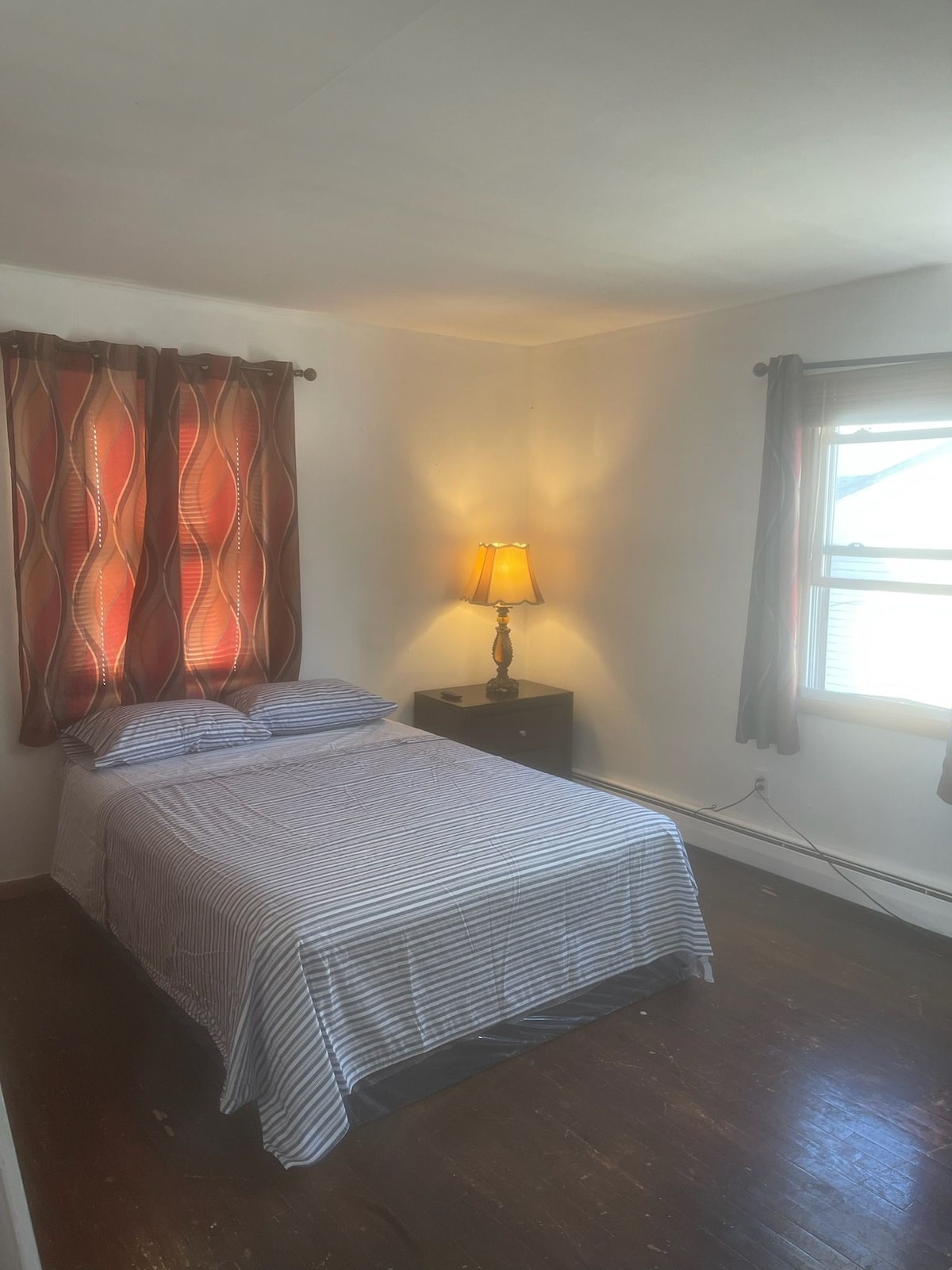 Comfy Private Room near Newark Airport