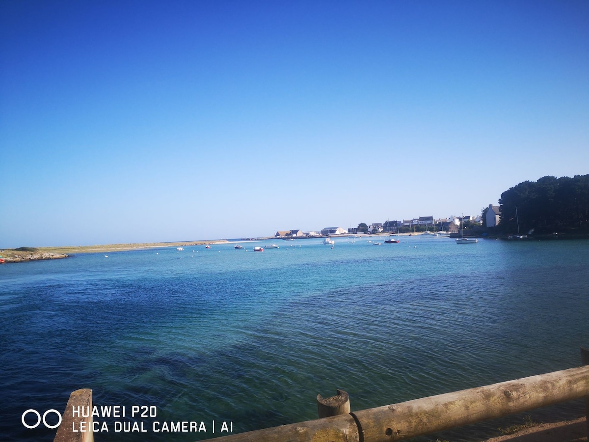 Endroit calme 100m de la plage des sables blancs