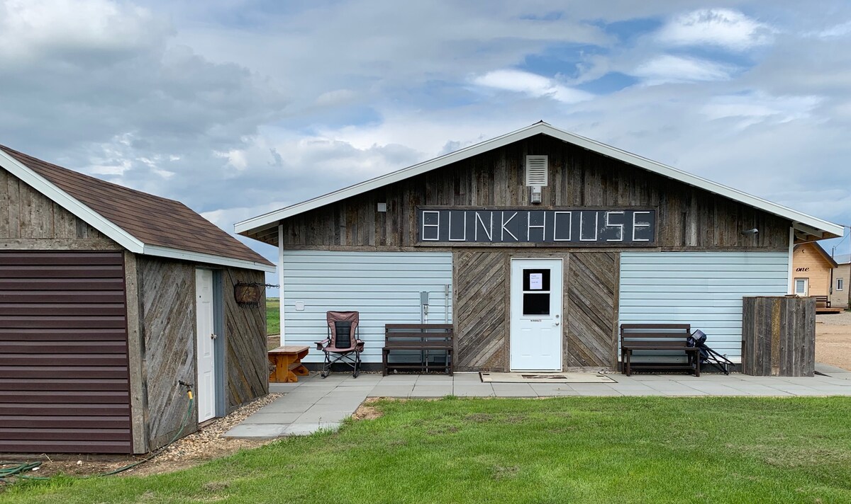 Bunkhouse Suite # 1 @ The Ranch Highway 55 Debden
