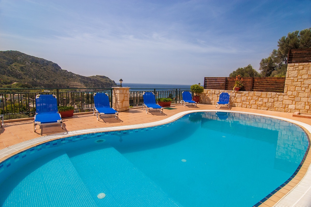 West Crete holiday villa with private pool