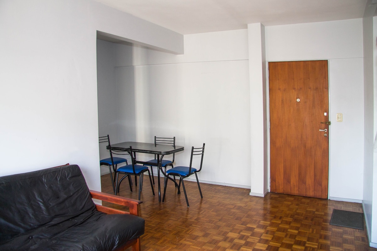 布宜诺斯艾利斯市中心的Luminoso公寓。