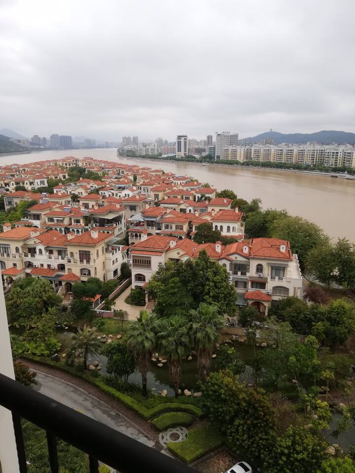 韶关龙州岛·菲诗艾伦望江复式豪华洋房