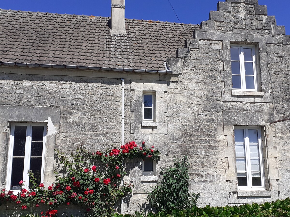安静的房子，距离Soissons 15分钟车程