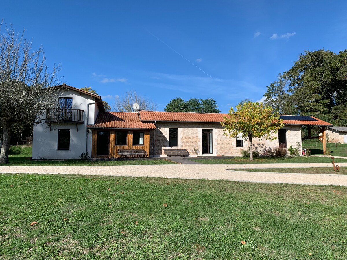 Gîte Pontricot mitoyen du domicile du propriétaire