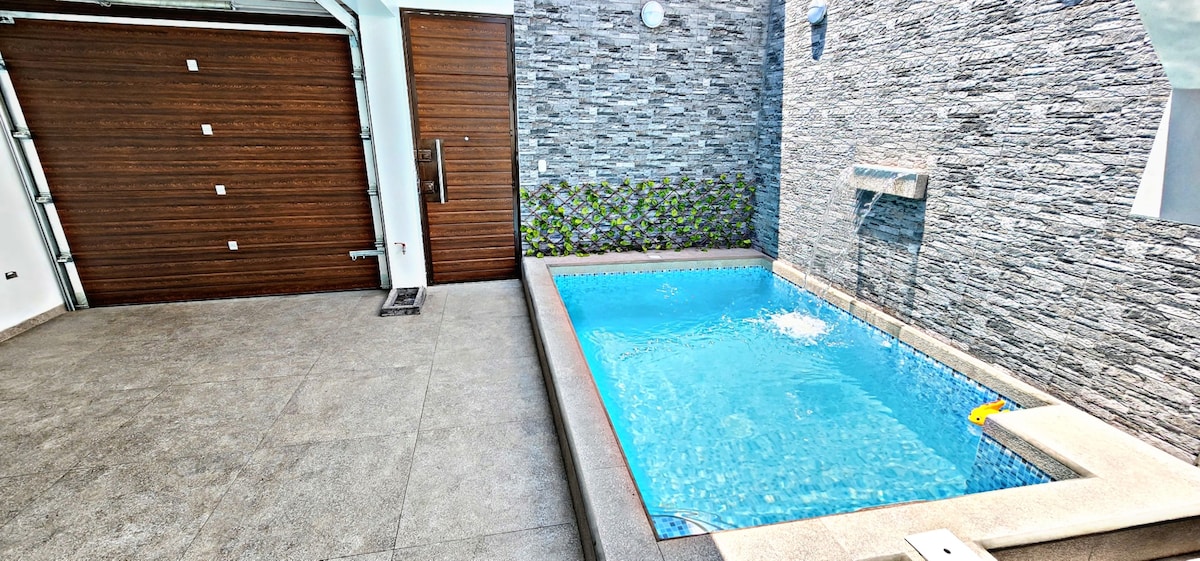 Casa con piscina en Cerro Azul