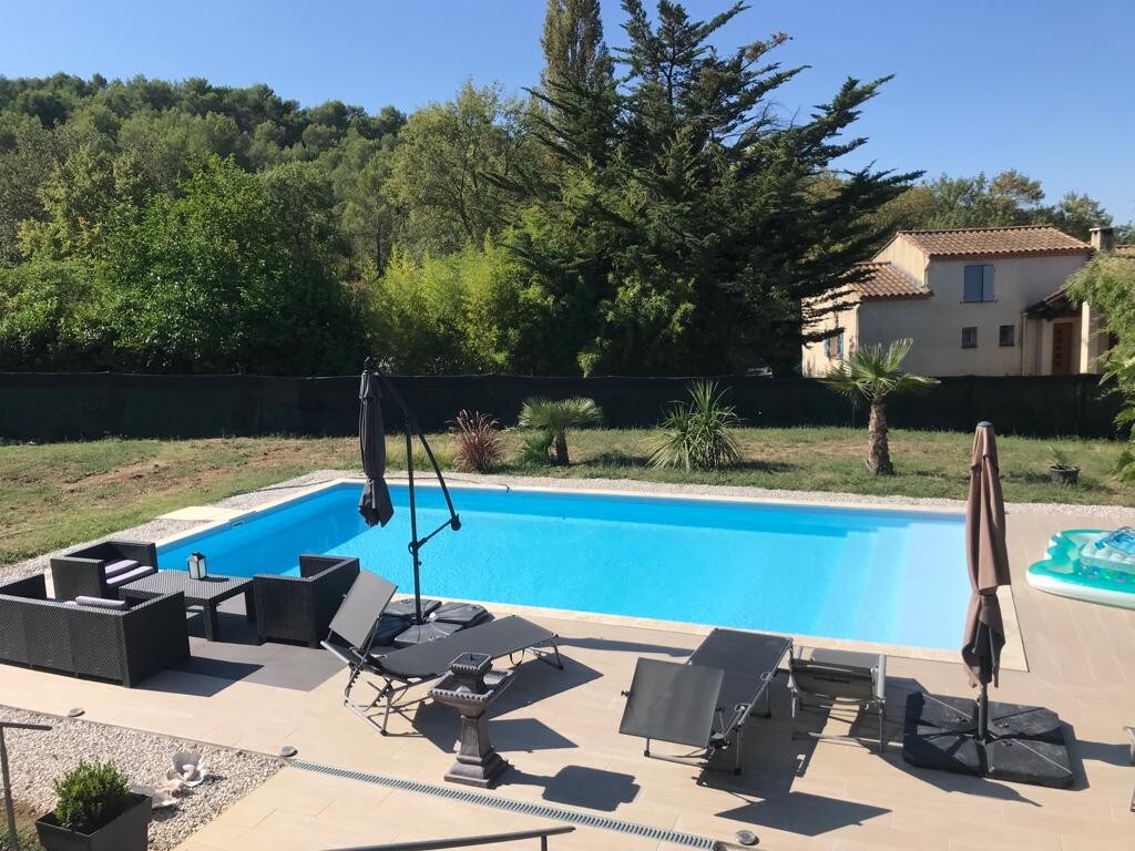 Magnifique villa avec piscine de 50 M2