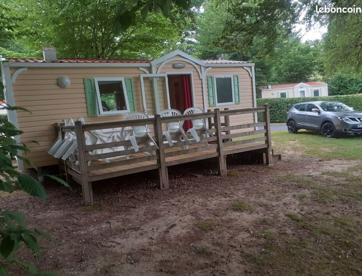 Mobile-home 4/6 pers camping 3 *