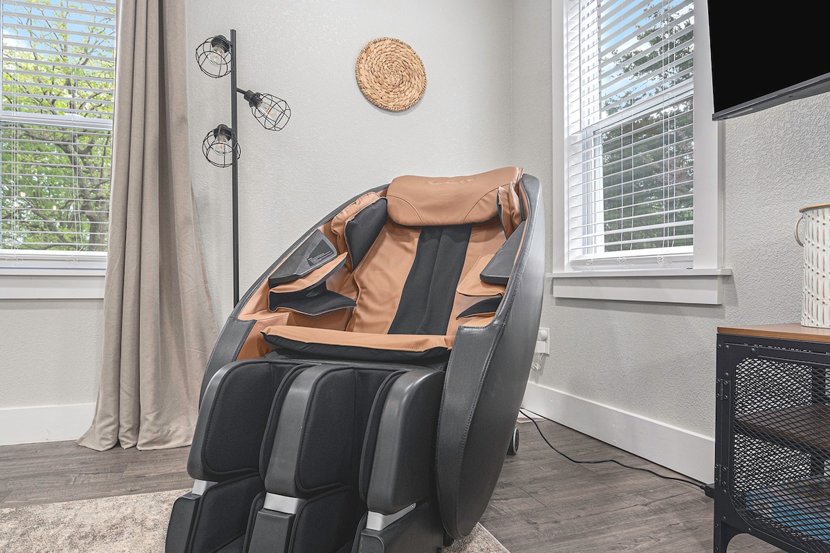 Tranquil Getaway l 3 BDRM l Massage Chair! l Wi-Fi