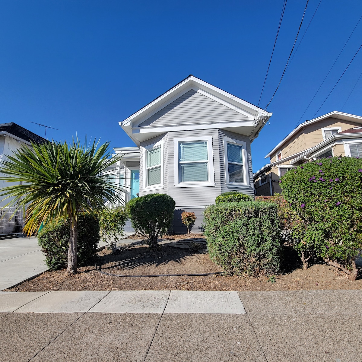 Temescal House/加大双人床/车道停车场