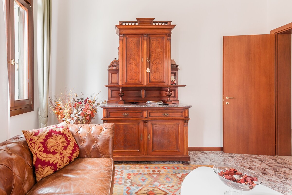 Cannaregio的Procuratie Uno, Elegant and Bright Apartment in Cannaregio