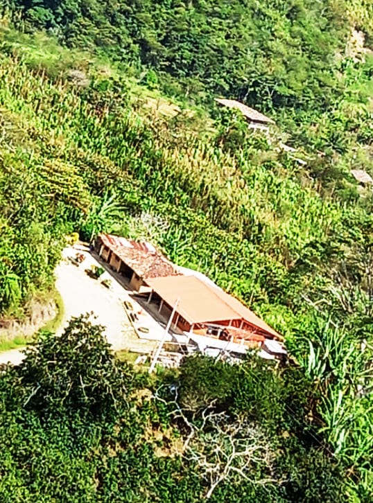 la casa en la montaña