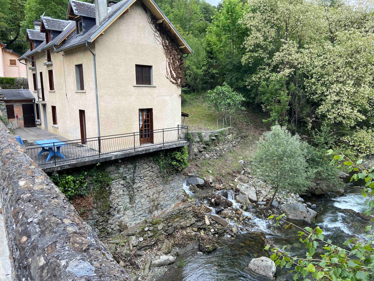 Prés de Luchon, Maison rénovée