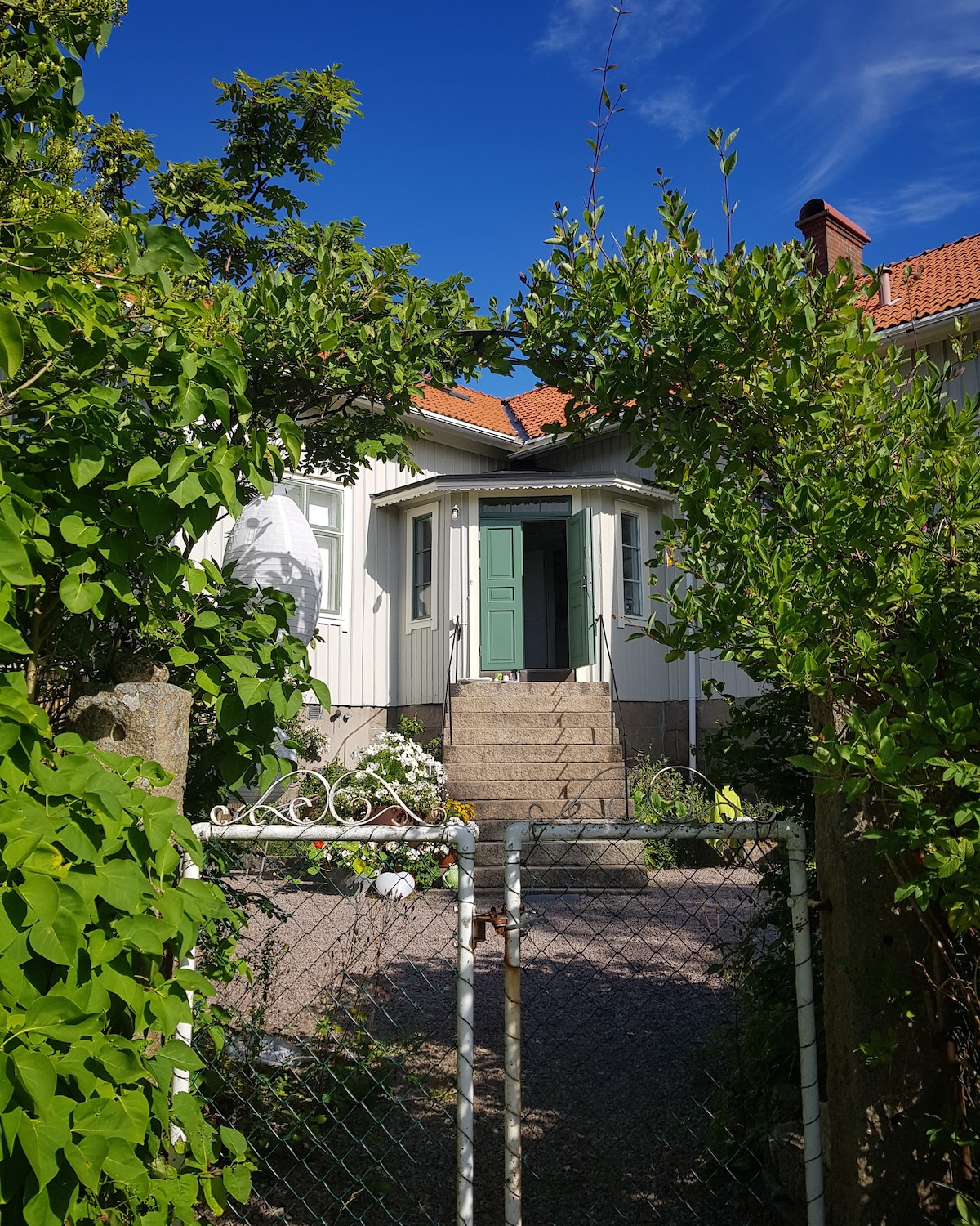 位于Bohus-Malmön的Lugn&Ro的迷人住宿。